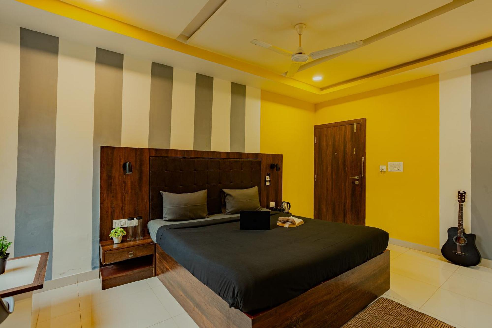 The Hosteller Gokarna Gokarna  Buitenkant foto